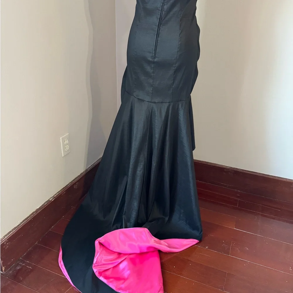 City Triangles Black prom Dress brand-new without tags - Picture 3 of 5